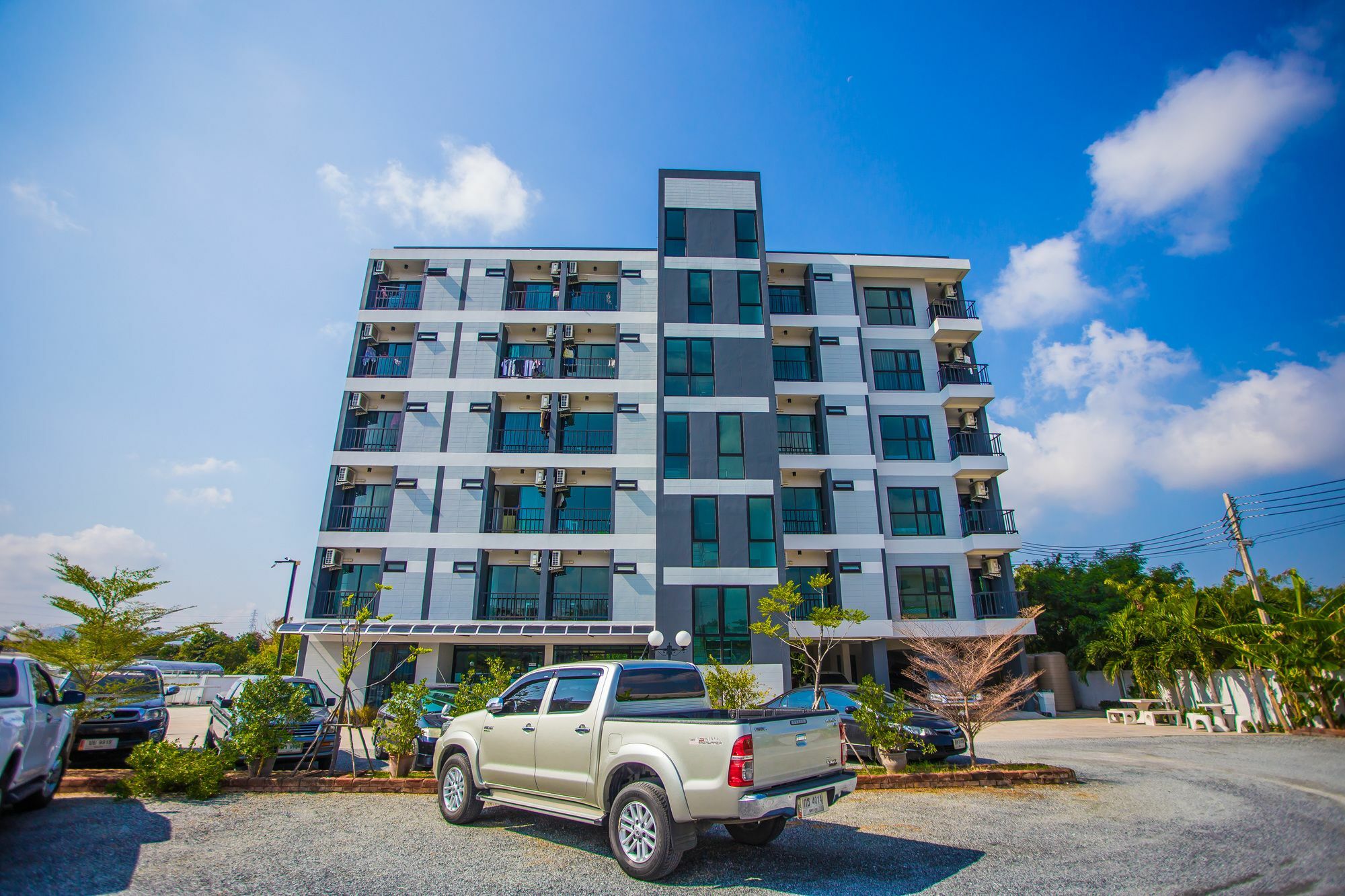 Promsook Apartment Çonburi Dış mekan fotoğraf