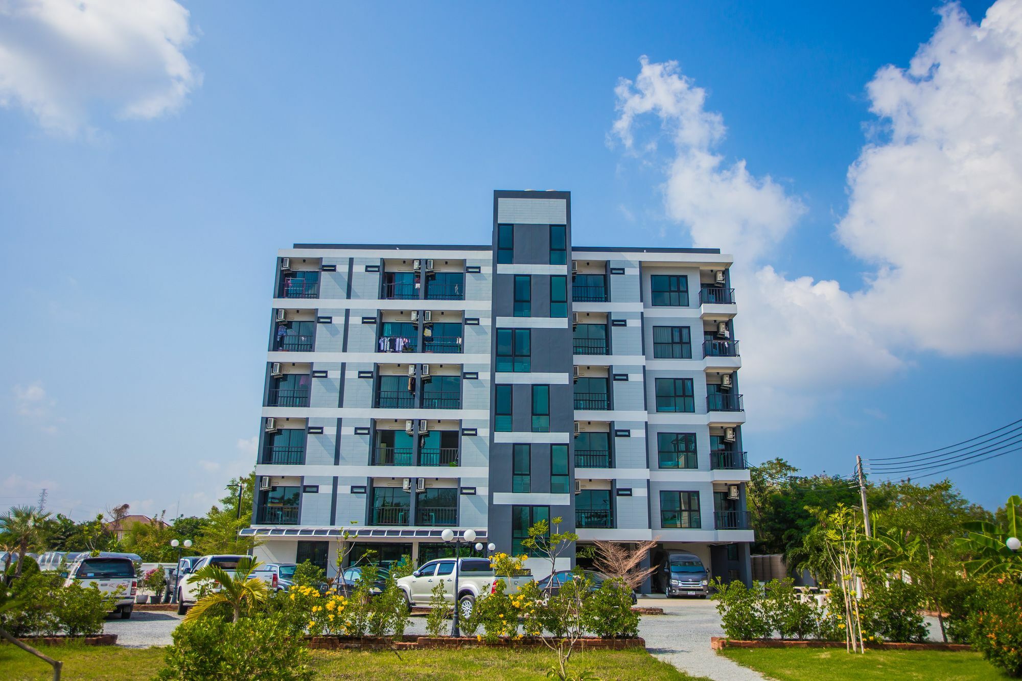 Promsook Apartment Çonburi Dış mekan fotoğraf